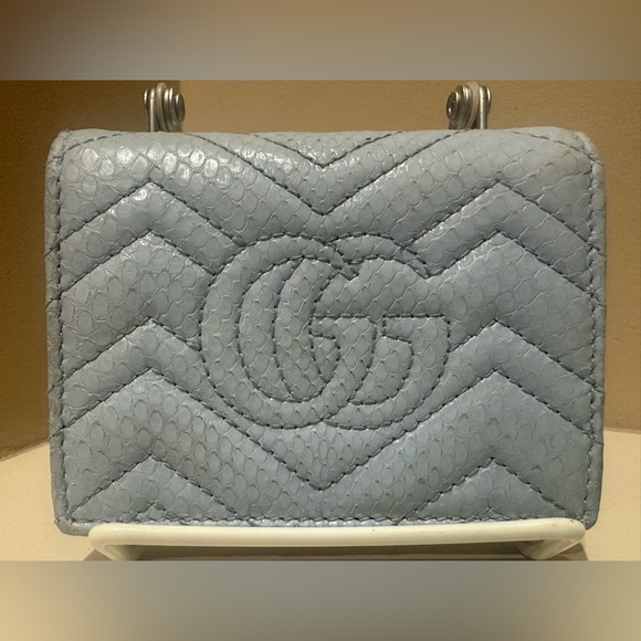Gucci Baby Blue GG Marmont Quilted Python & Calfskin
Leather Compact Wallet - Picture 3 of 13